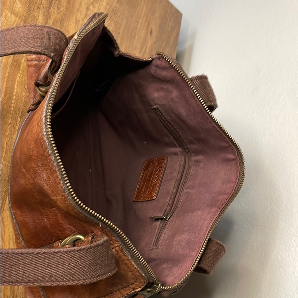 Fossil Brown Leather Shoulder Bag - Picture 3 of 5